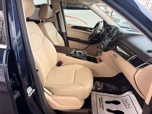 Used 2016 Mercedes-Benz GLE 350 4MATIC w/ Premium Package image 25