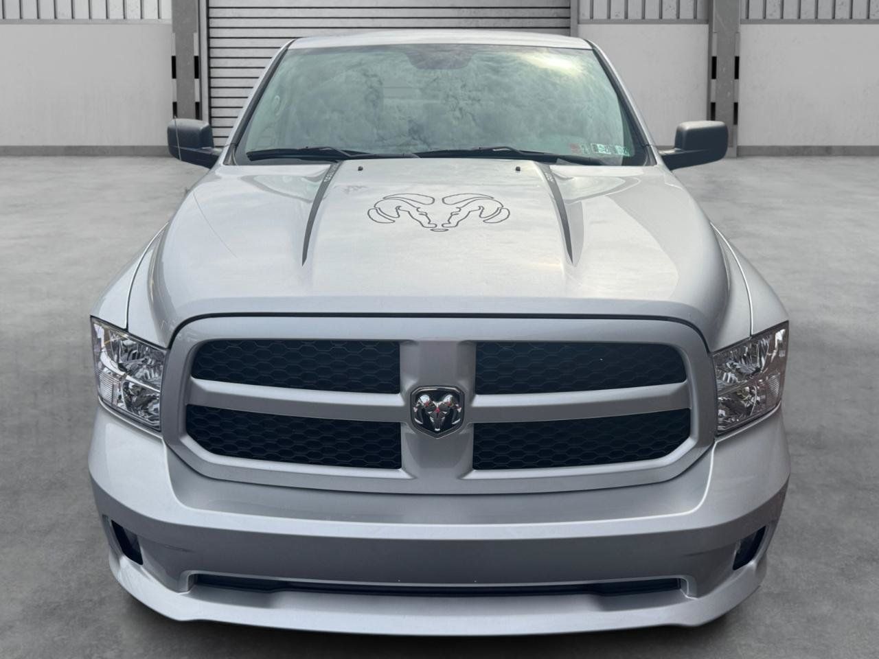 Used 2017 RAM 1500 Express AWD/4WD image 33