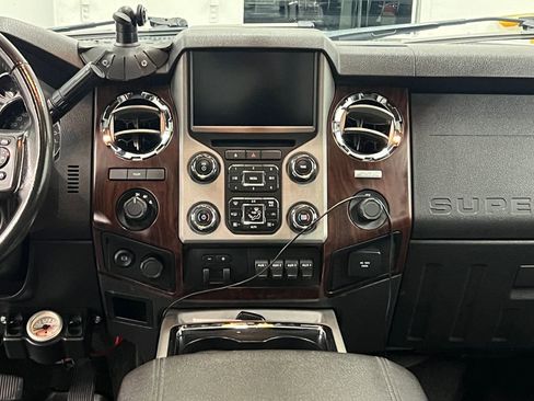 Used 2016 Ford F350 Lariat w/ Lariat Ultimate Package image 21