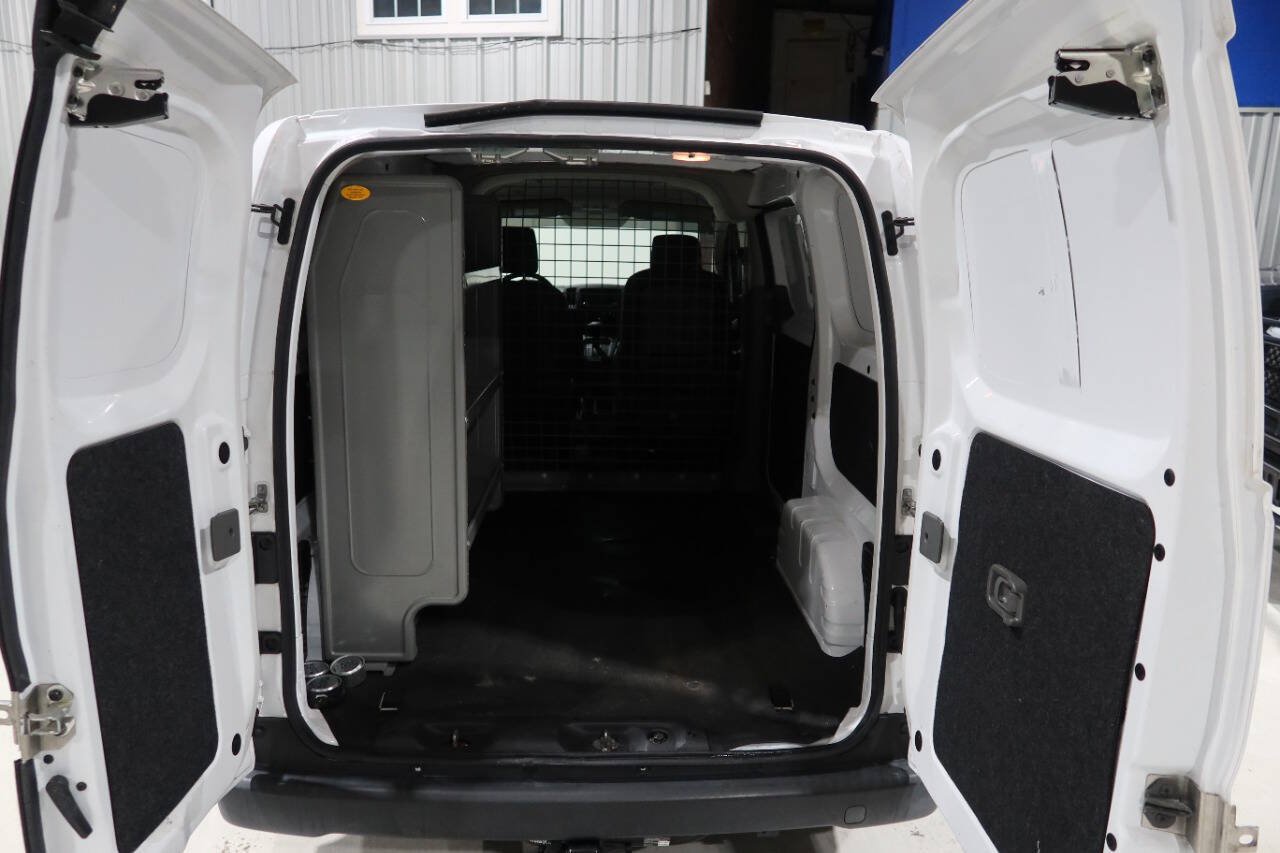 Used 2018 Nissan NV200 S w/ Cruise Control Package FWD image 15