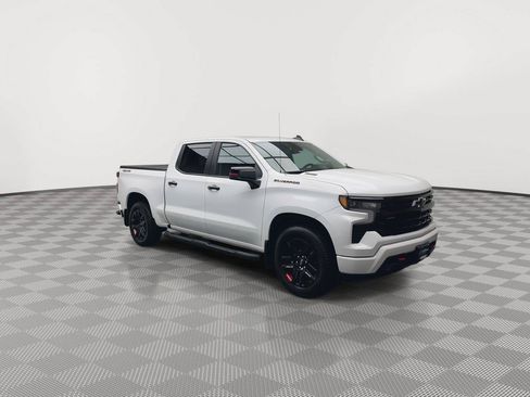 Certified 2026 Chevrolet Silverado 1500 RST w/ Redline Edition AWD/4WD image 38