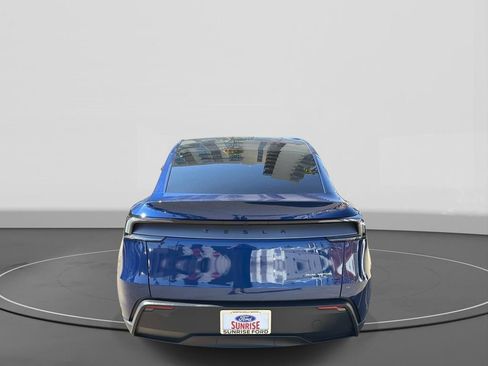 Used 2026 Tesla Model Y Long Range AWD/4WD image 5