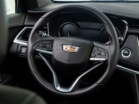 Certified 2023 Cadillac XT6 Luxury w/ LPO, Floor Liner Package image 13