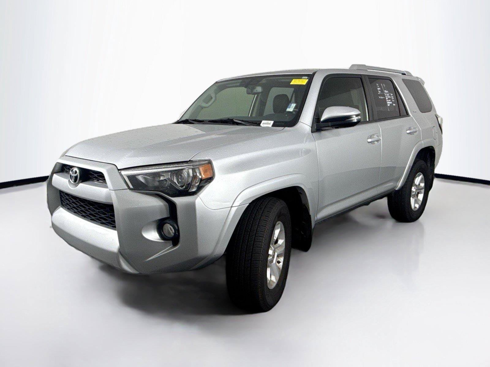 Used 2016 Toyota 4Runner SR5 Premium RWD image 2