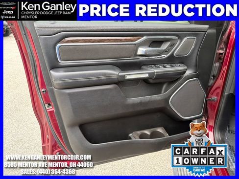 Used 2019 RAM 1500 Laramie AWD/4WD image 10