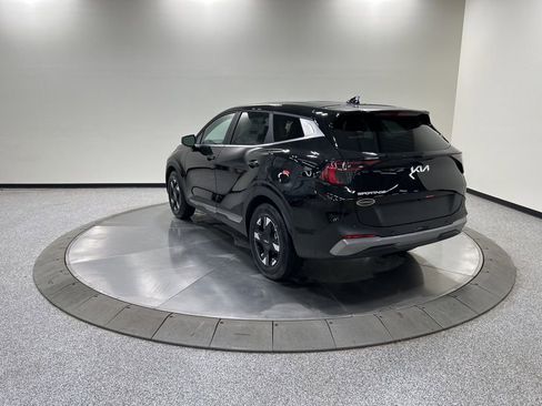 New 2026 Kia Sportage LX FWD image 8
