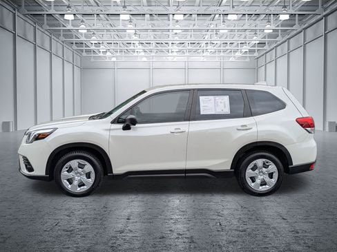 Used 2022 Subaru Forester Limited AWD/4WD image 2