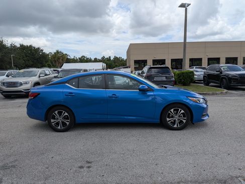 Used 2022 Nissan Sentra SV w/ All-Weather Package FWD image 3