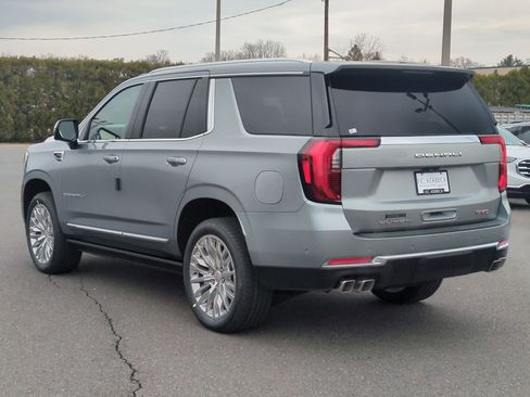 New 2026 GMC Yukon Denali w/ Sun & Power Step Package image 9