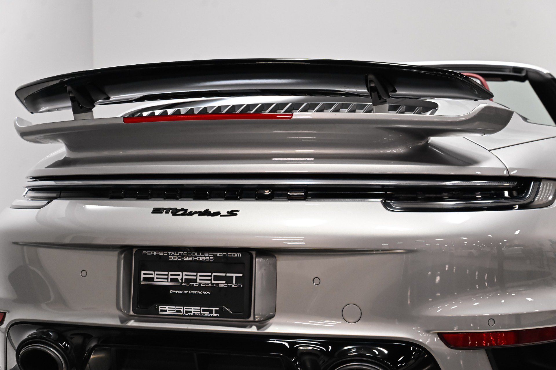 Used 2022 Porsche 911 Turbo S AWD/4WD image 48