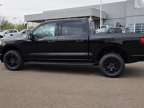 New 2025 Ford F150 Lightning XLT AWD/4WD image 22