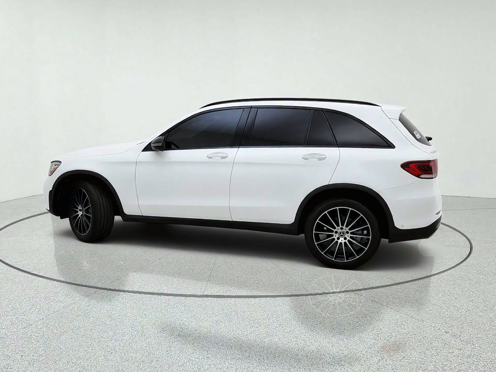 Certified 2022 Mercedes-Benz GLC 300 image 13