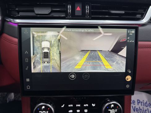 Used 2022 Jaguar F-PACE SVR image 19