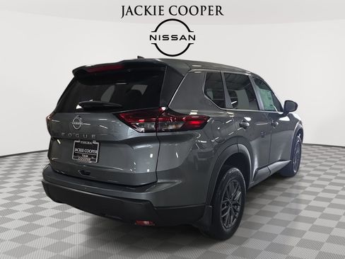 New 2026 Nissan Rogue S image 5