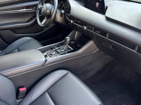 Used 2024 MAZDA MAZDA3 s FWD image 13