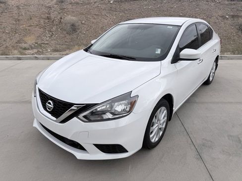 Used 2018 Nissan Sentra SV image 1