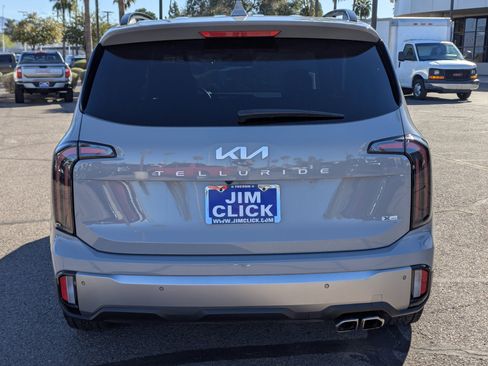 Used 2023 Kia Telluride SX X-Pro image 3