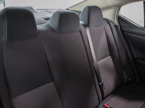 Used 2024 Nissan Sentra SV FWD image 27