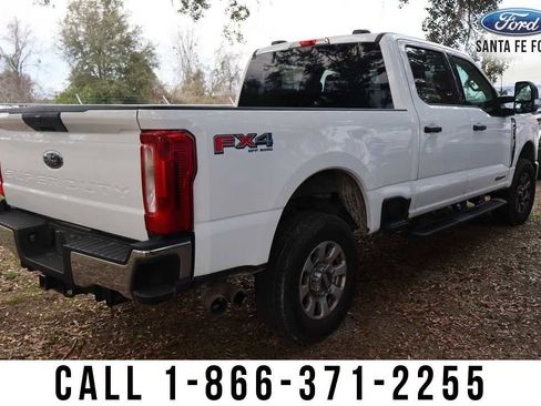 Used 2024 Ford F250 XLT w/ FX4 Off-Road Package image 3