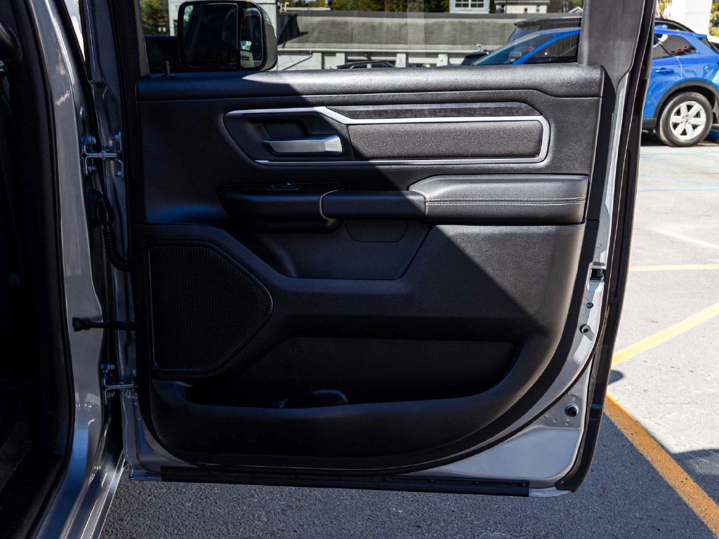 Used 2023 RAM 1500 Big Horn AWD/4WD image 15