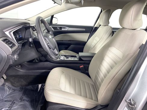 Used 2018 Ford Fusion S FWD image 14