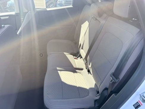 Certified 2022 Ford Escape SE w/ Convenience Package image 16