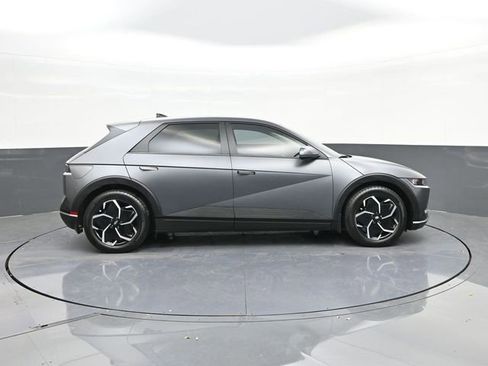 Used 2024 Hyundai Ioniq 5 SEL image 23