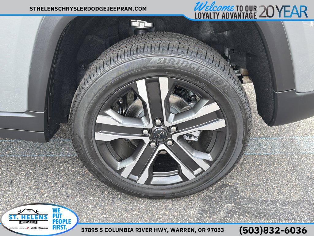 New 2027 Jeep Grand Cherokee Limited AWD/4WD image 28