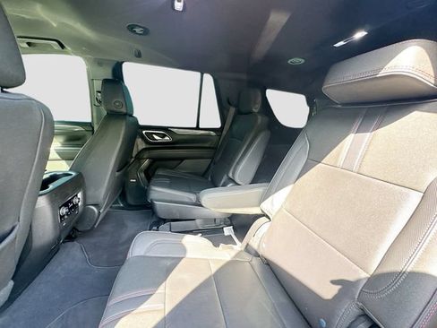Used 2023 Chevrolet Tahoe RST w/ RST Performance Edition AWD/4WD image 31