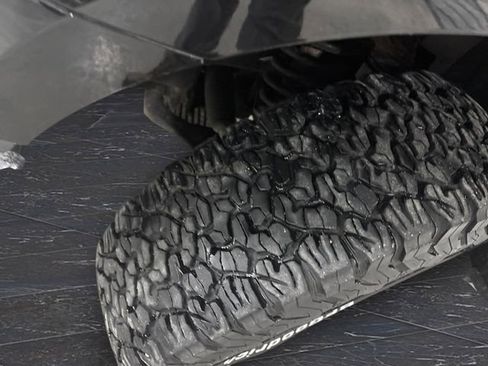 Used 2015 Ford F150 XLT image 37