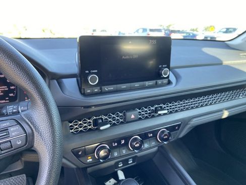 Used 2023 Honda Accord EX image 36