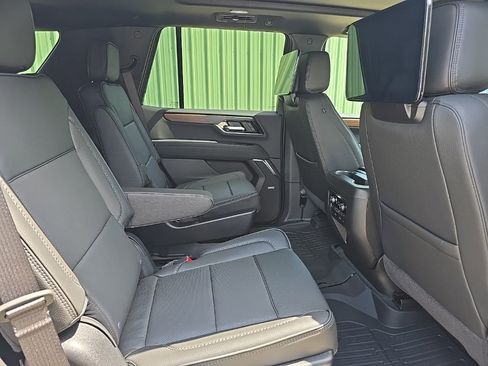 New 2026 GMC Yukon Denali AWD/4WD image 12