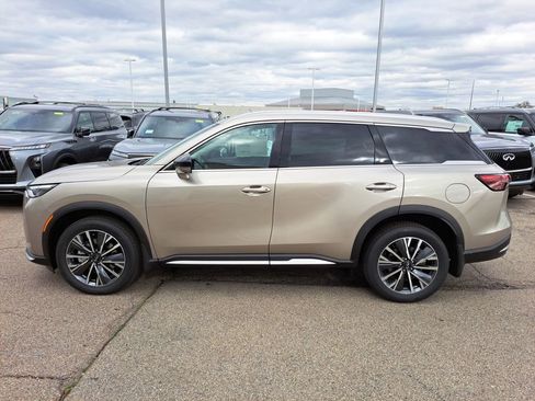 Certified 2026 INFINITI QX60 Luxe w/ Cargo Package image 2