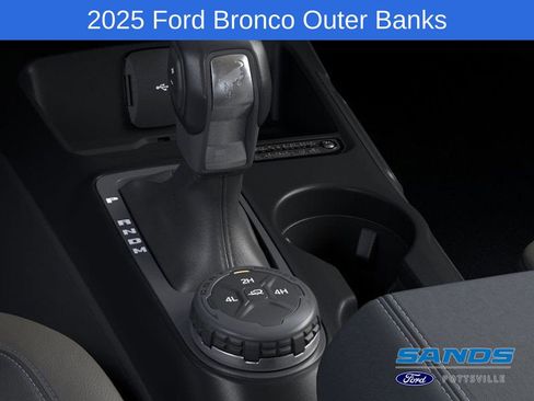 New 2025 Ford Bronco Outer Banks image 17