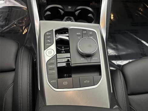 New 2026 BMW 440i xDrive Convertible w/ Premium Package image 23