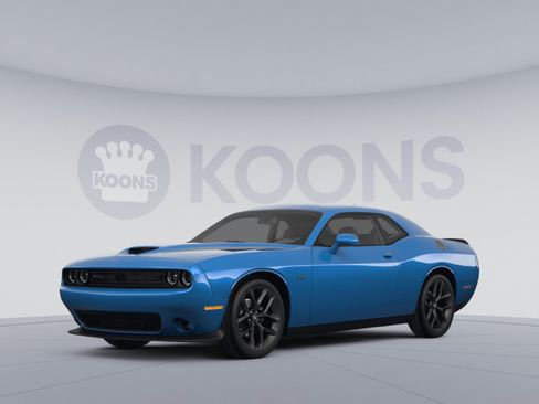 Used 2023 Dodge Challenger R/T w/ Plus Package RWD image 1