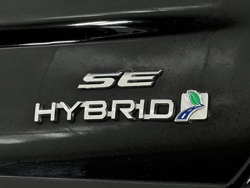Used 2019 Ford Fusion SE FWD image 42