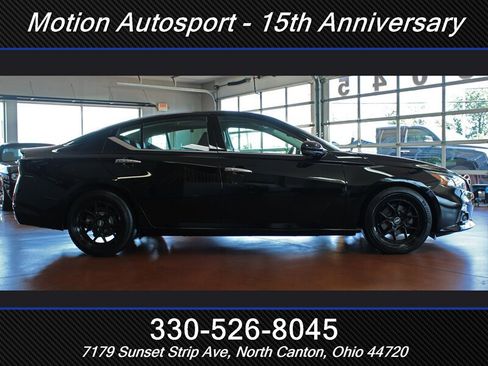 Used 2019 Nissan Altima 2.0 Edition One FWD image 8