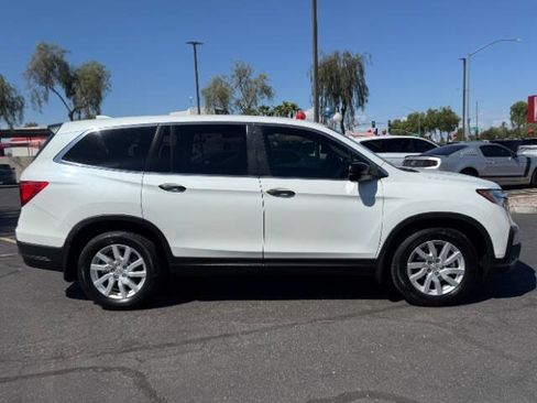 Used 2020 Honda Pilot LX image 2