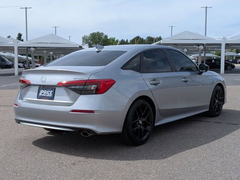 Used 2024 Honda Civic Sport image 5