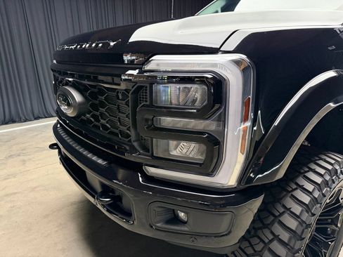 Used 2026 Ford F250 Lariat w/ Black Appearance Package AWD/4WD image 15