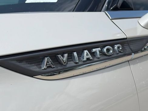 Used 2021 Lincoln Aviator Reserve w/ Class IV Trailer Tow Package AWD/4WD image 5