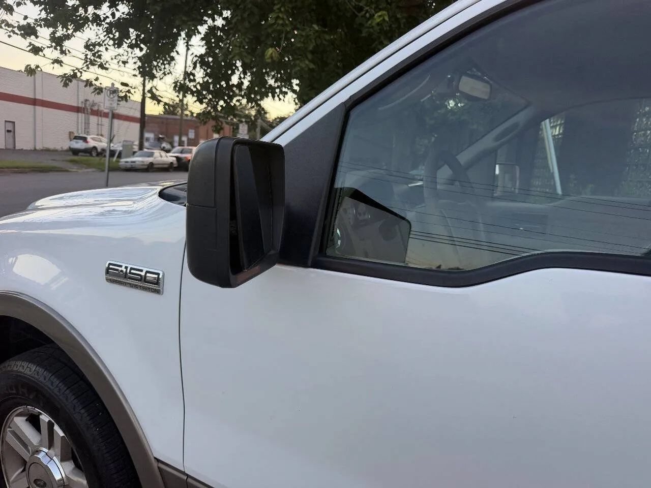 Used 2005 Ford F150 Lariat AWD/4WD image 22