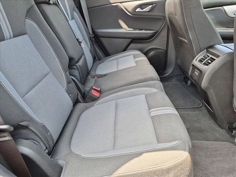 Used 2024 Chevrolet Blazer LT FWD image 17