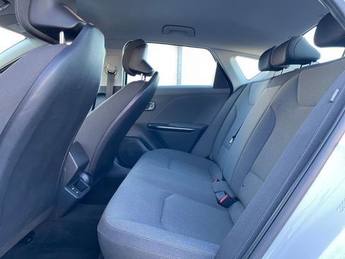 Used 2025 Kia K4 LXS image 24