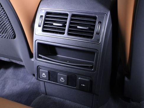 Used 2025 Jaguar F-PACE R-Dynamic S image 15