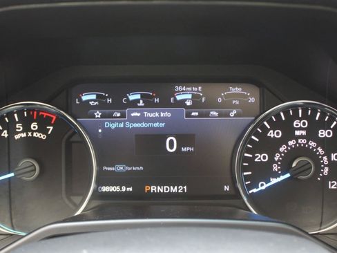 Used 2016 Ford F150 Lariat w/ Equipment Group 502A Luxury AWD/4WD image 29