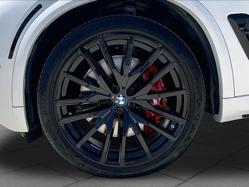 Used 2024 BMW X5 M60i AWD/4WD image 10