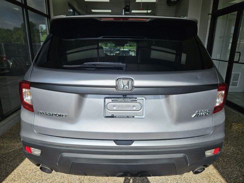 Used 2019 Honda Passport Sport image 3