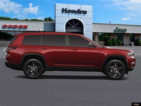 New 2025 Jeep Grand Cherokee L Limited w/ Black Appearance Package image 9